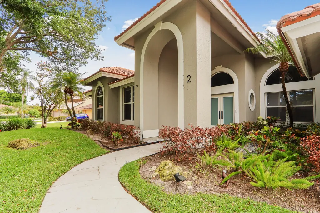 2 Old Fence Road Palm Beach Gardens FL 33418