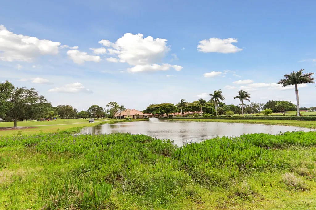 2 Old Fence Road Palm Beach Gardens FL 33418