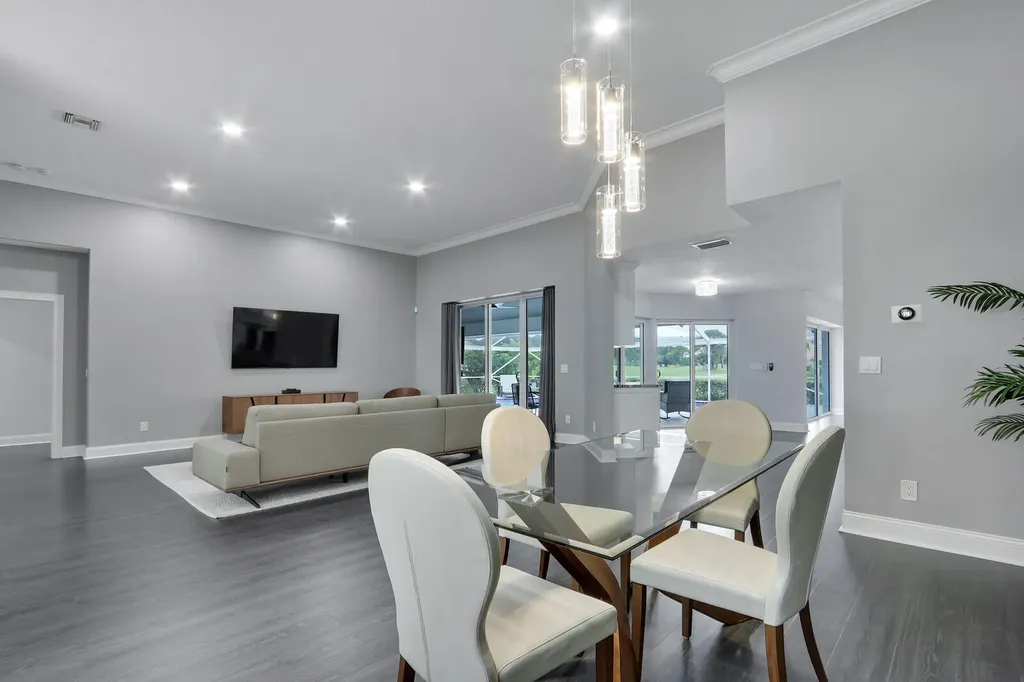 2 Old Fence Road Palm Beach Gardens FL 33418