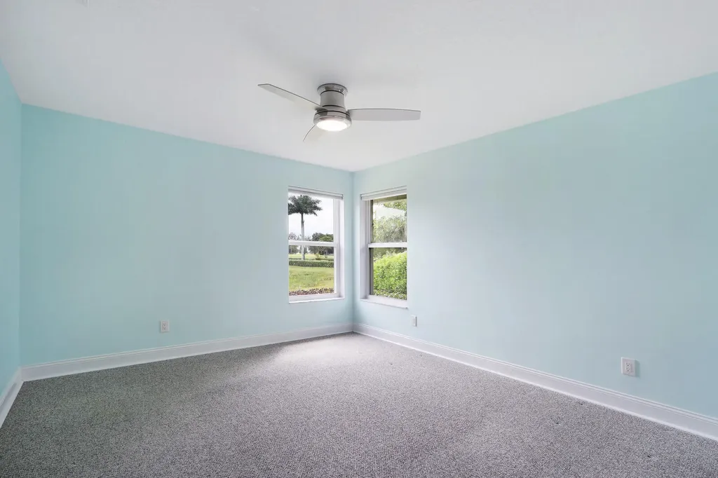 2 Old Fence Road Palm Beach Gardens FL 33418
