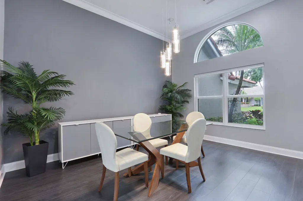 2 Old Fence Road Palm Beach Gardens FL 33418