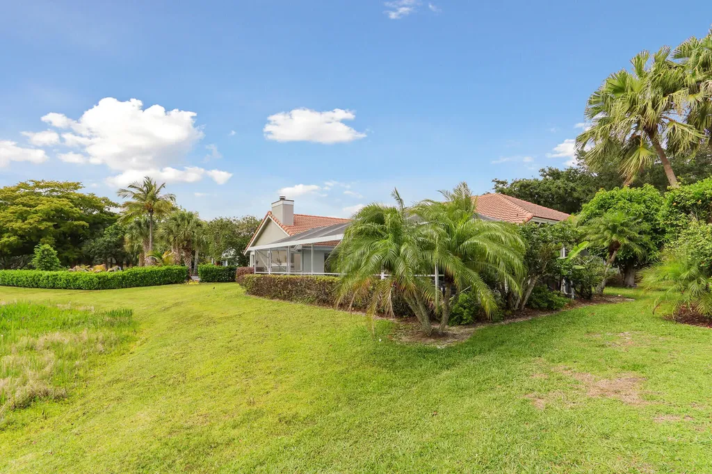 2 Old Fence Road Palm Beach Gardens FL 33418