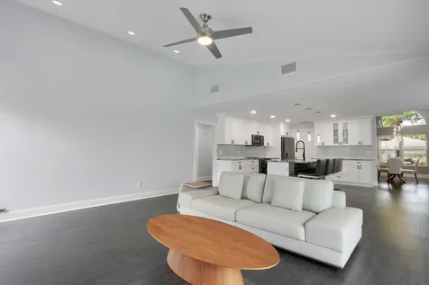 2 Old Fence Road Palm Beach Gardens FL 33418