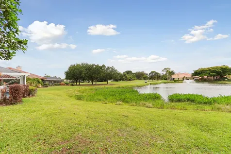 2 Old Fence Road Palm Beach Gardens FL 33418