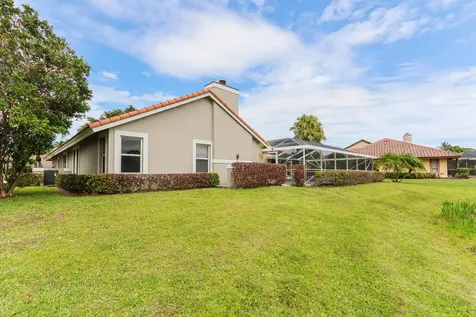 2 Old Fence Road Palm Beach Gardens FL 33418