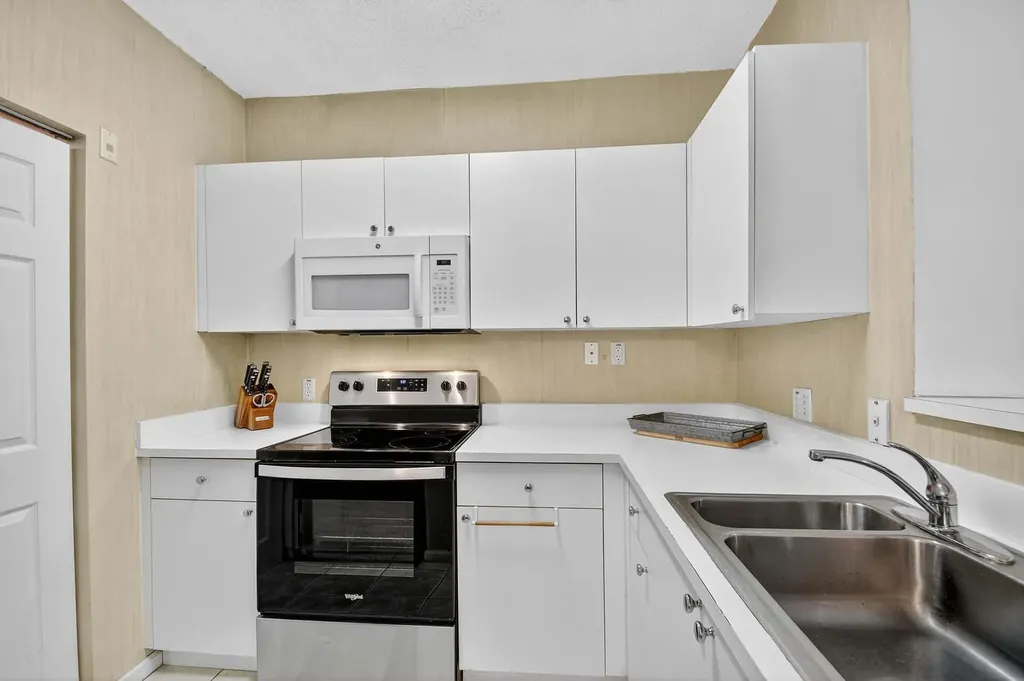11740 St Andrews Place Wellington FL 33414