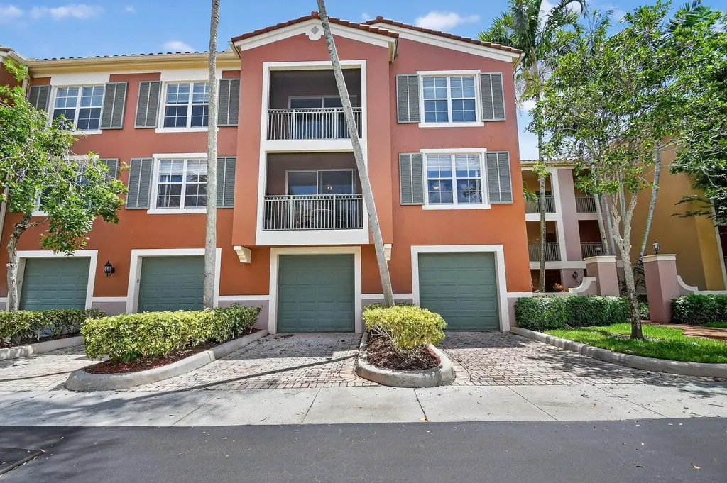 11740 St Andrews Place Wellington FL 33414