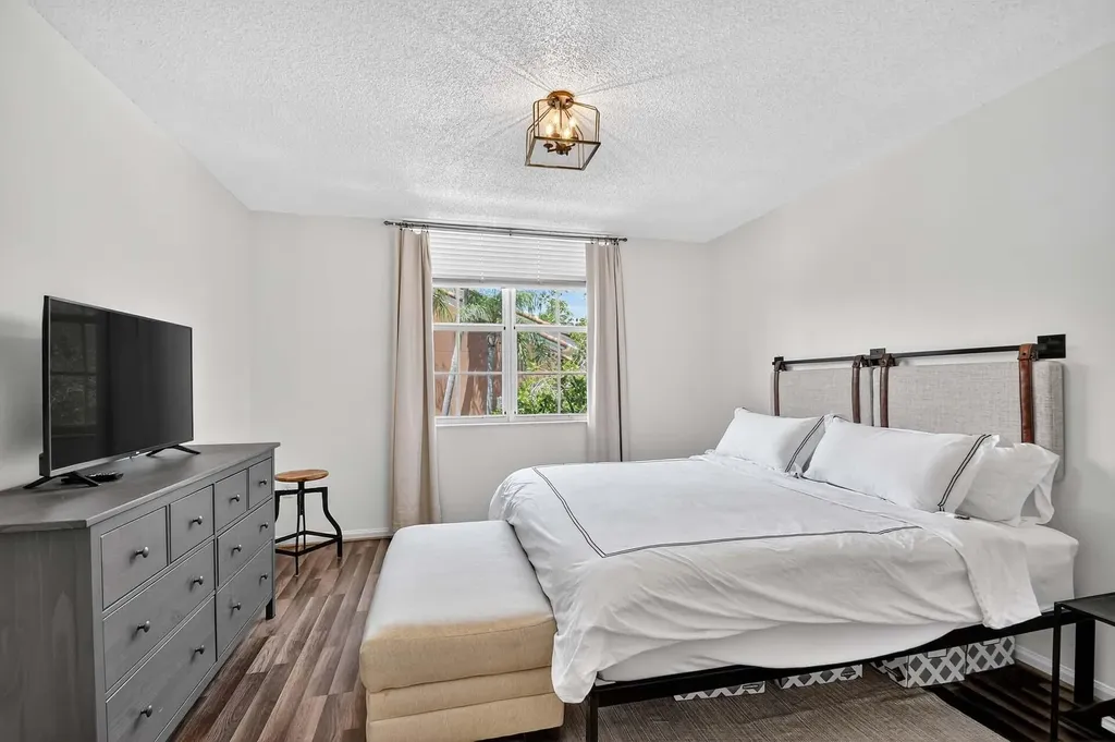 11740 St Andrews Place Wellington FL 33414