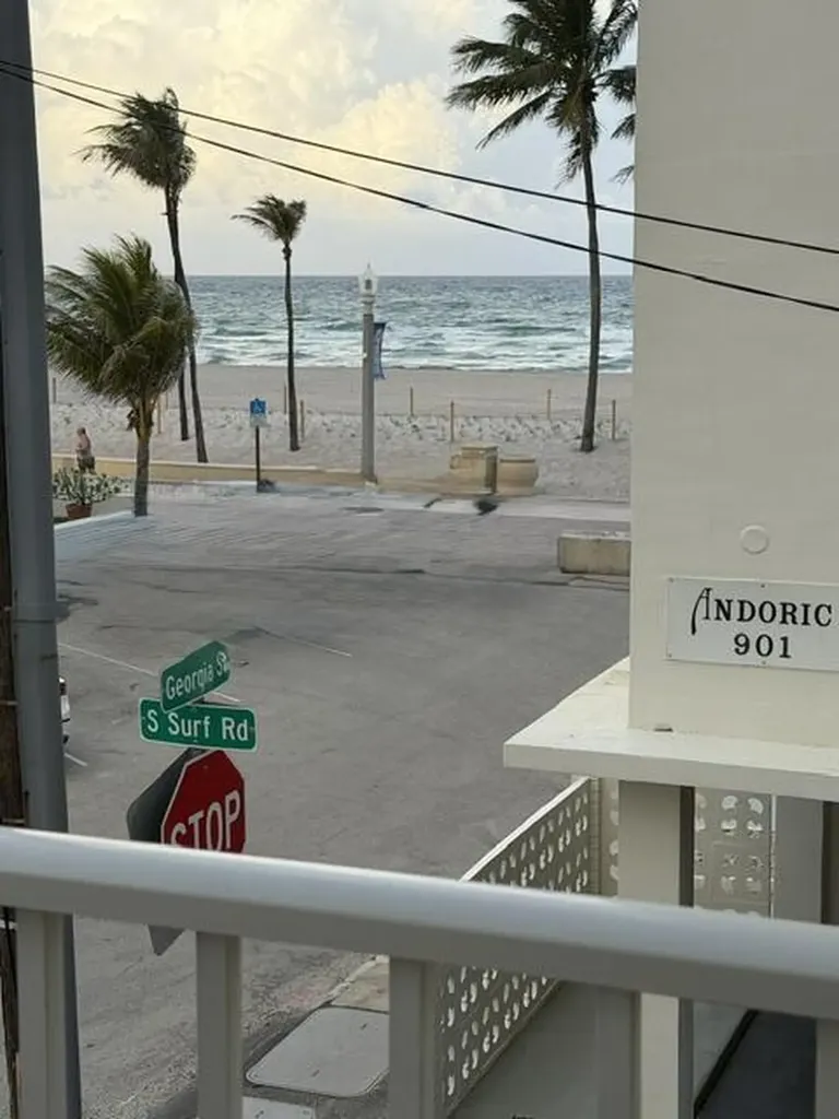 300 Georgia Street Hollywood FL 33019