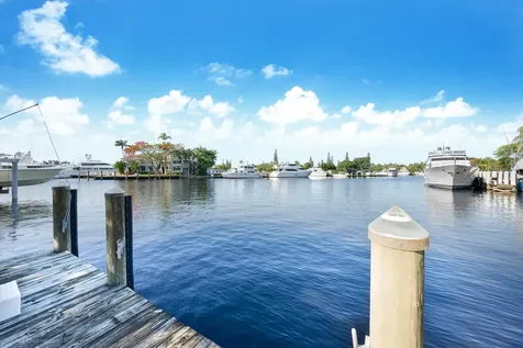 2141 SW 23rd Avenue Fort Lauderdale FL 33312