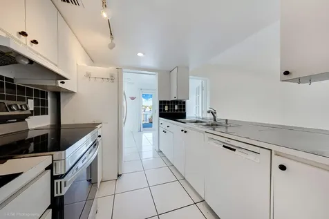 2141 SW 23rd Avenue Fort Lauderdale FL 33312