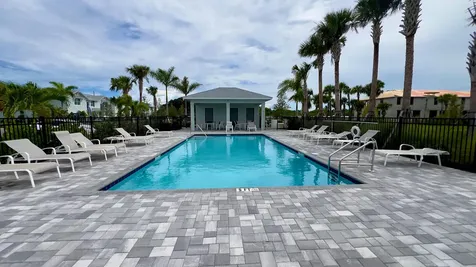 492 Salisbury Circle Fort Pierce FL 34982