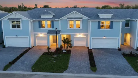 492 Salisbury Circle Fort Pierce FL 34982