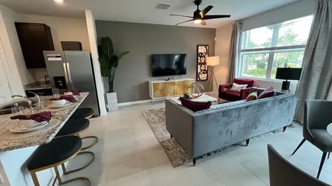 492 Salisbury Circle Fort Pierce FL 34982