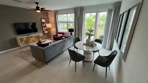 492 Salisbury Circle Fort Pierce FL 34982