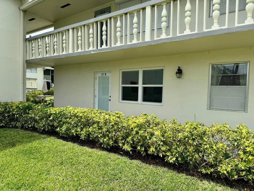 316 Markham Deerfield Beach FL 33442