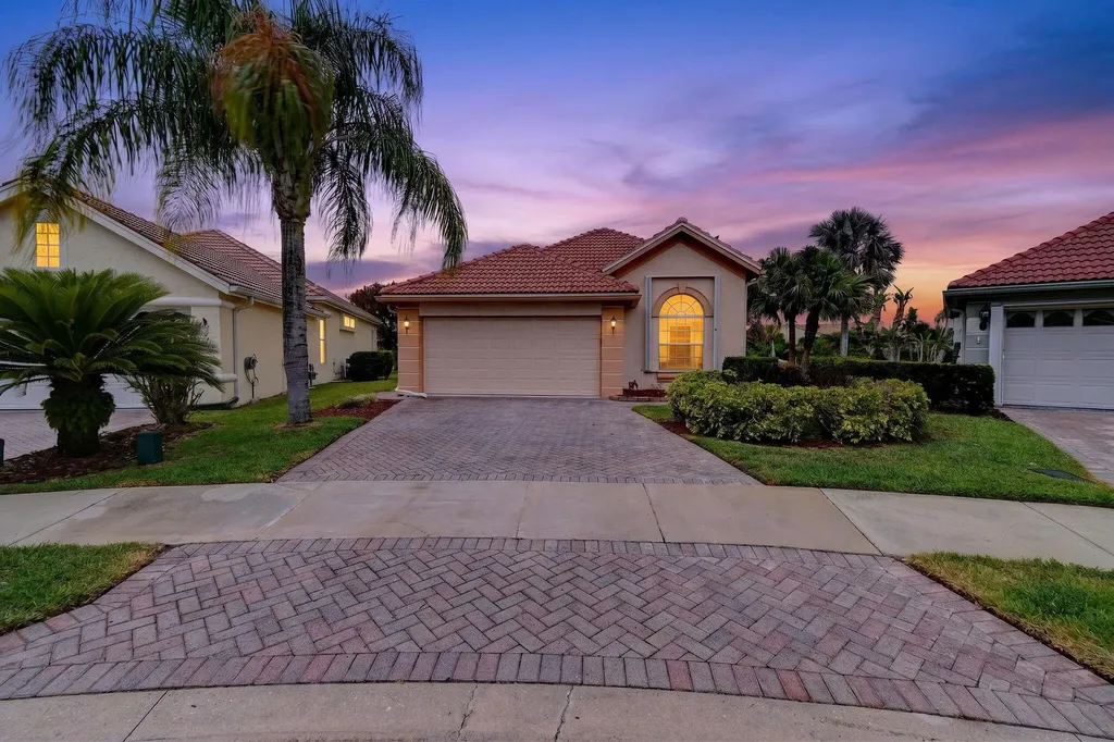 750 SW Aruba Port St Lucie FL 34986
