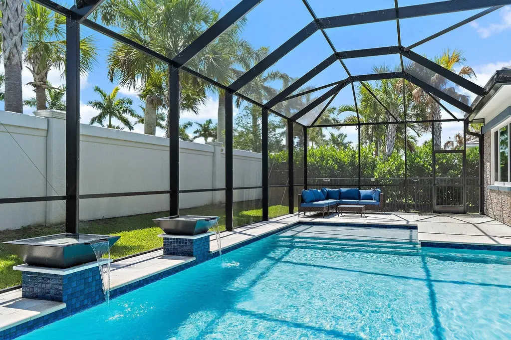 12172 Waterstone Circle Palm Beach Gardens FL 33412