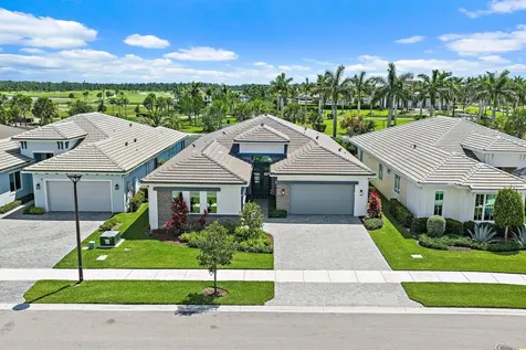 12172 Waterstone Circle Palm Beach Gardens FL 33412