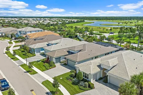 12172 Waterstone Circle Palm Beach Gardens FL 33412