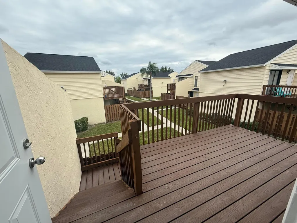 633 Executive Center Drive West Palm Beach FL 33401