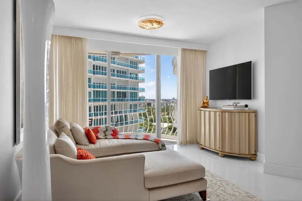 10155 Collins Avenue Bal Harbour FL 33154
