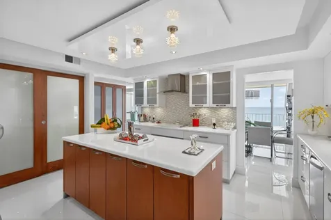 10155 Collins Avenue Bal Harbour FL 33154