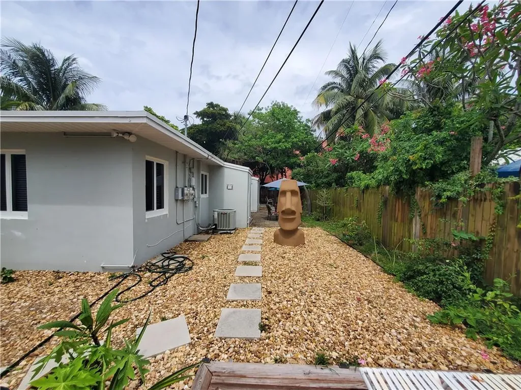 3204 NE 6th Street Pompano Beach FL 33062