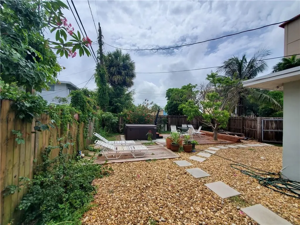 3204 NE 6th Street Pompano Beach FL 33062