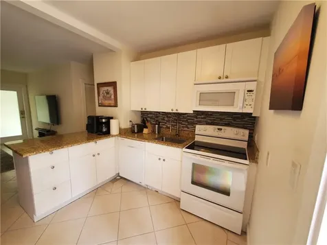 3204 NE 6th Street Pompano Beach FL 33062
