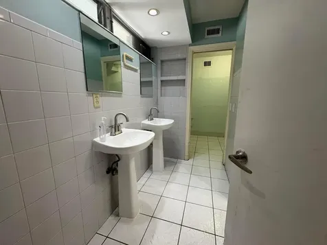 202 Palm Court Delray Beach FL 33444