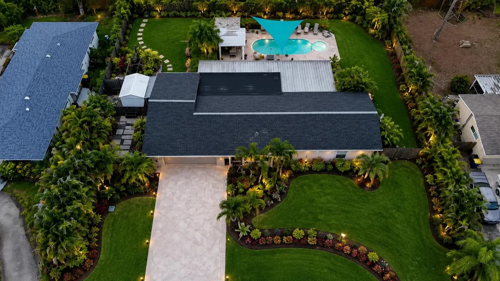 18989 SE Hillcrest Drive Jupiter FL 33469