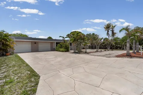 18989 SE Hillcrest Drive Jupiter FL 33469