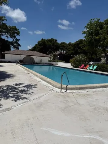 2710 Riverside Drive Coral Springs FL 33065