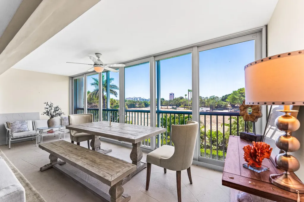 300 E Royal Palm Road Boca Raton FL 33432