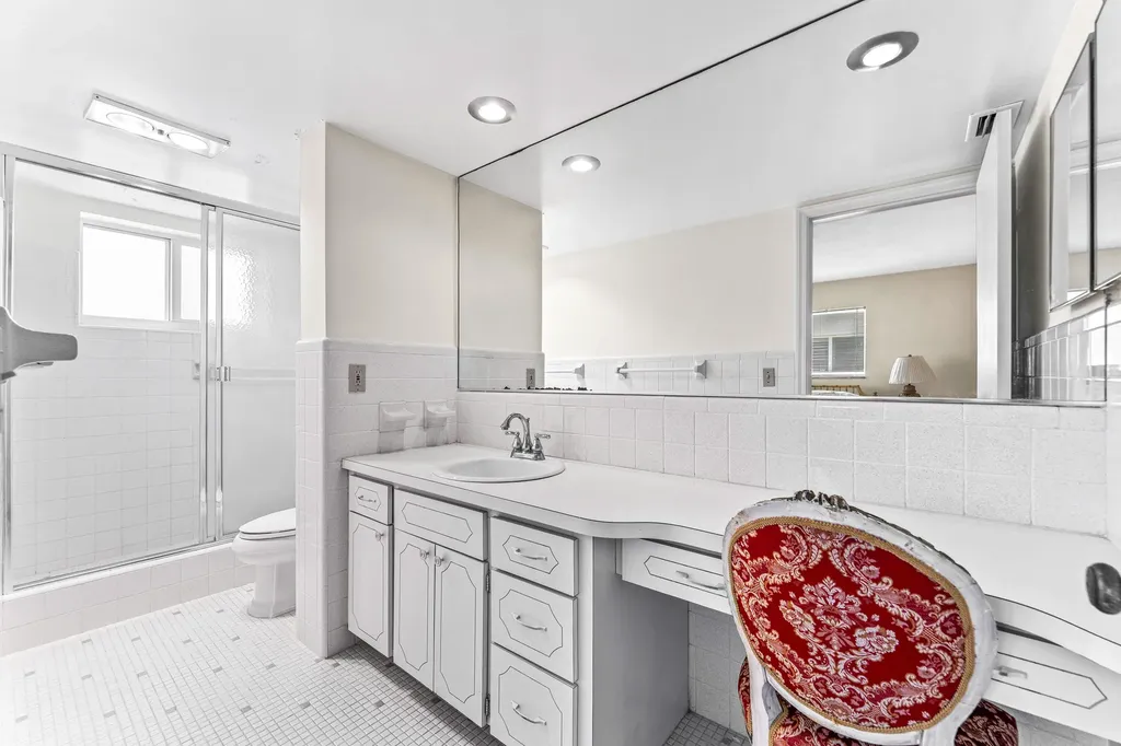 300 E Royal Palm Road Boca Raton FL 33432