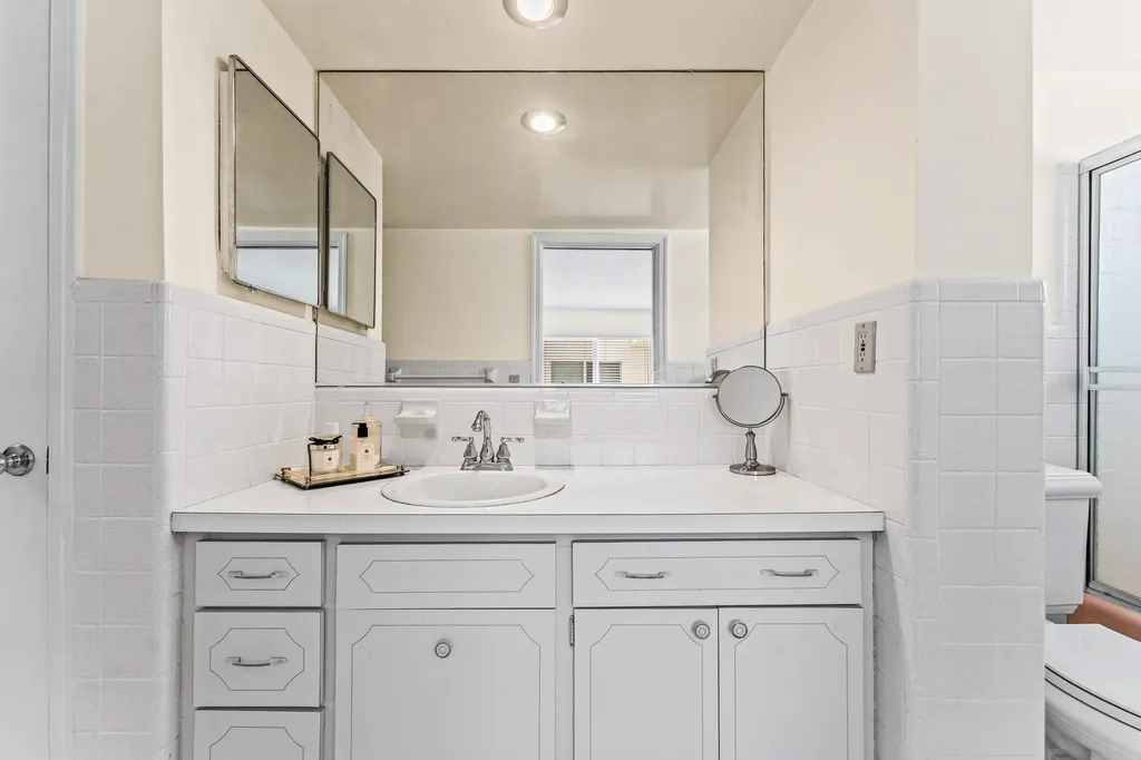 300 E Royal Palm Road Boca Raton FL 33432