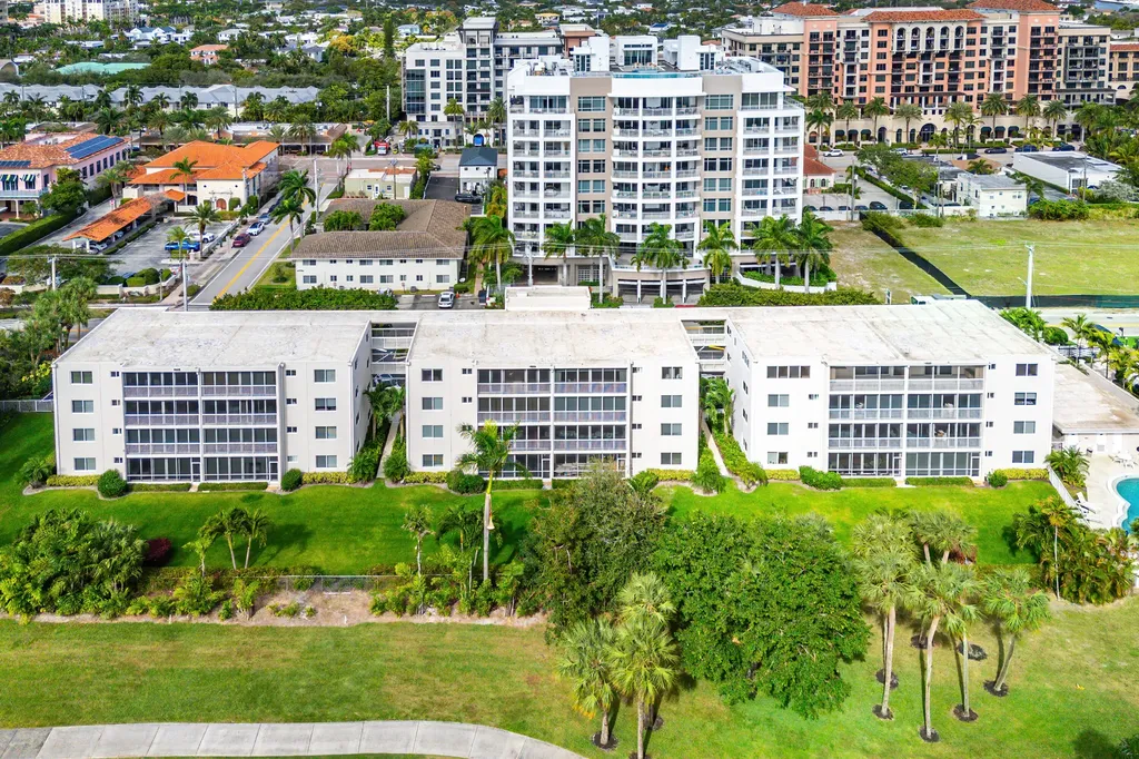 300 E Royal Palm Road Boca Raton FL 33432