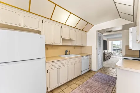 300 E Royal Palm Road Boca Raton FL 33432