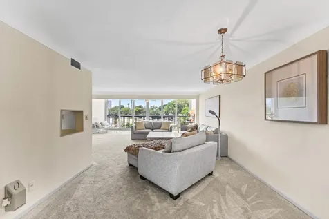 300 E Royal Palm Road Boca Raton FL 33432