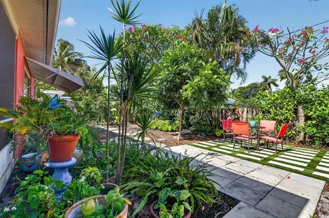 1525 N M Street Lake Worth Beach FL 33460
