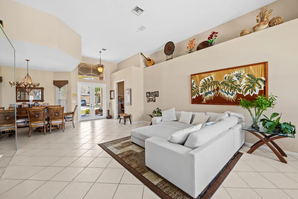 8027 N Savannah Circle Davie FL 33328