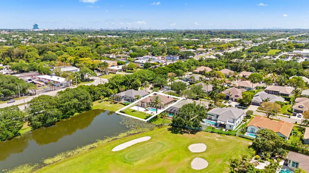 8027 N Savannah Circle Davie FL 33328