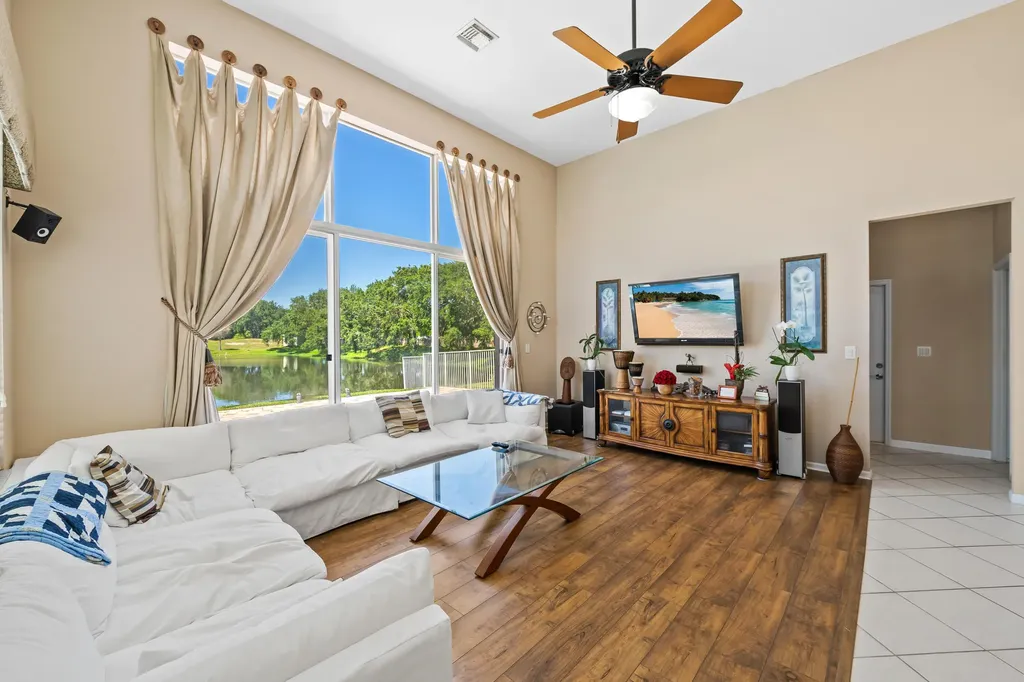 8027 N Savannah Circle Davie FL 33328