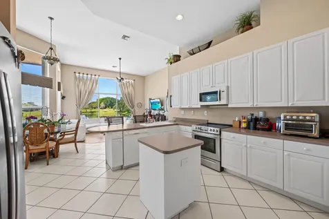 8027 N Savannah Circle Davie FL 33328