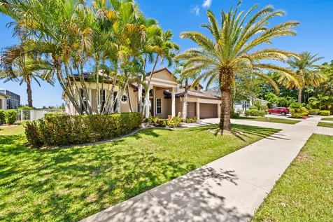 8027 N Savannah Circle Davie FL 33328
