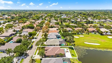 8027 N Savannah Circle Davie FL 33328