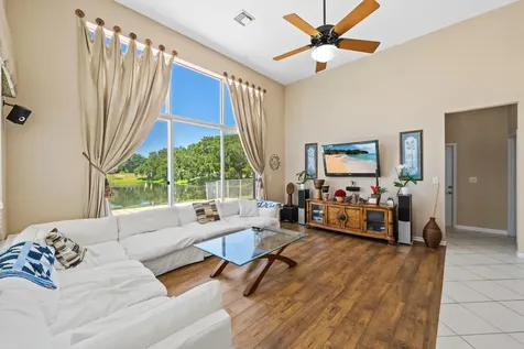 8027 N Savannah Circle Davie FL 33328