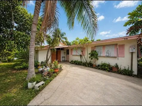 38 SE 8th Avenue Deerfield Beach FL 33441