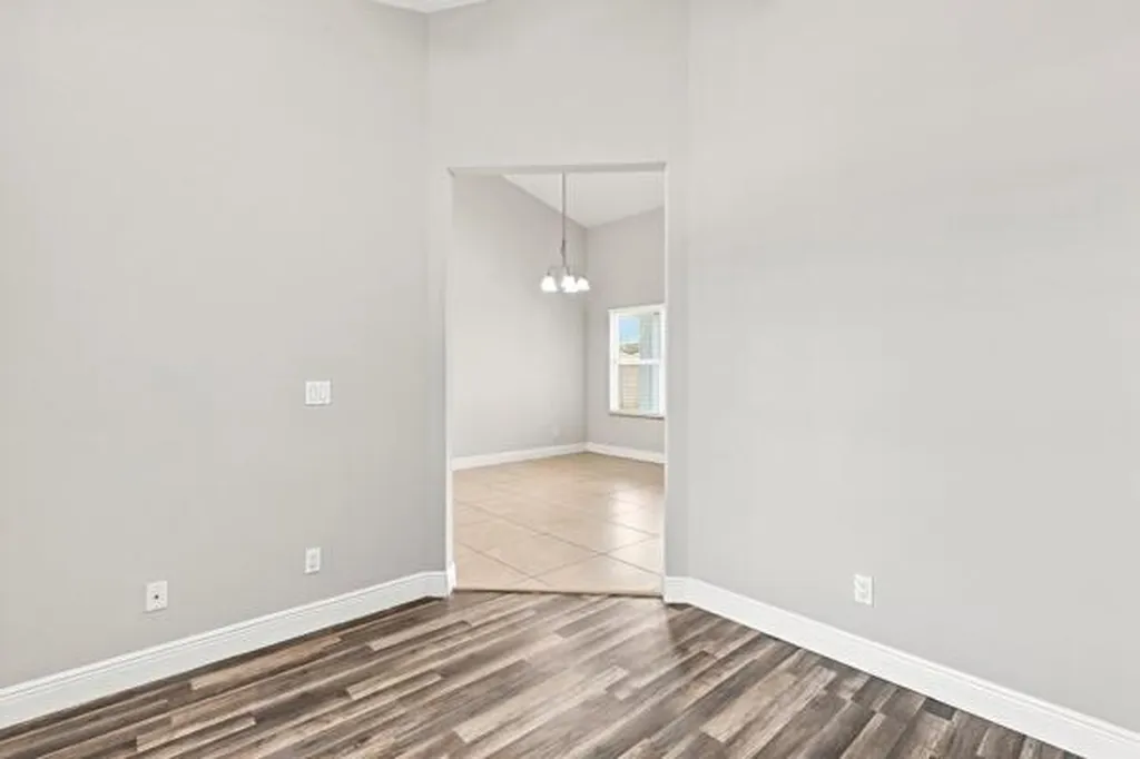 5866 NW Mesa Circle Port St Lucie FL 34986